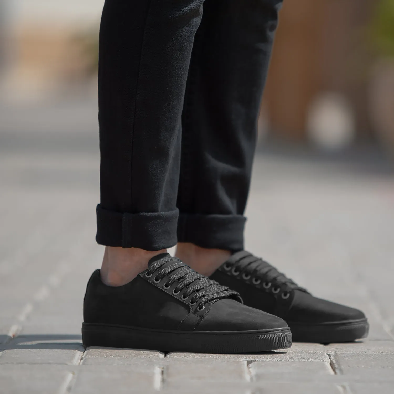 Murphy Low Top Black Nubuck Sneakers