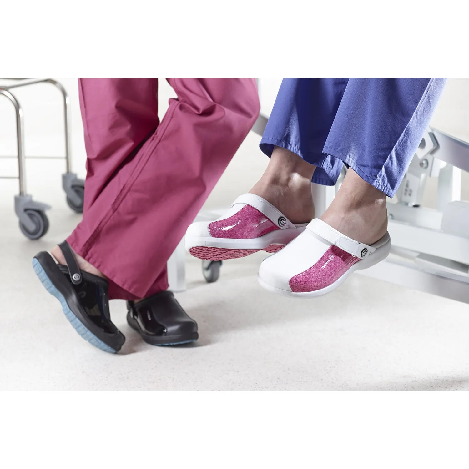 Nurses Shoes - Ultra Lite Unisex "Comfort" Shoe With Strap